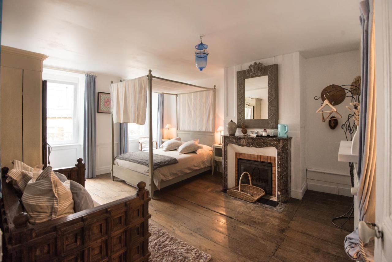 Les Chambres De Lourmel ปองติวี ภายนอก รูปภาพ