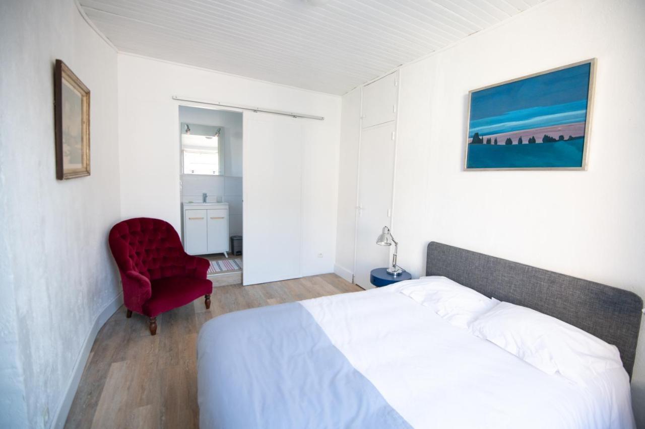 Les Chambres De Lourmel ปองติวี ภายนอก รูปภาพ