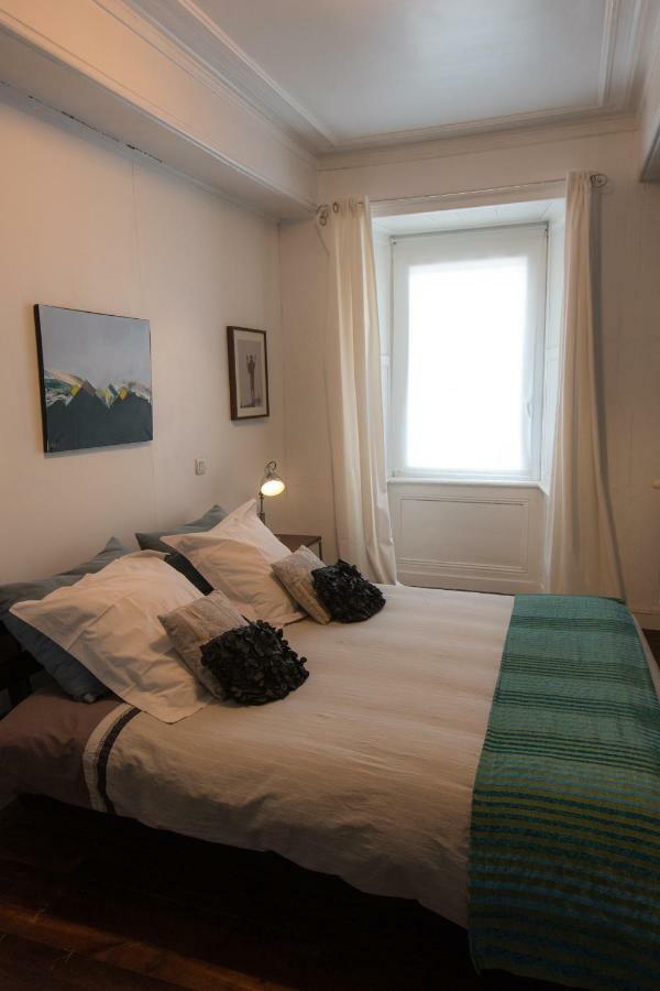 Les Chambres De Lourmel ปองติวี ภายนอก รูปภาพ